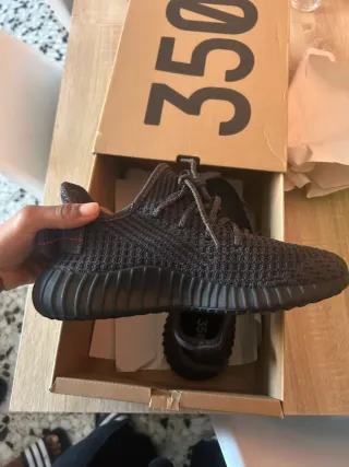 Adidas Yeezy Boost 350 V2 Talla 41
