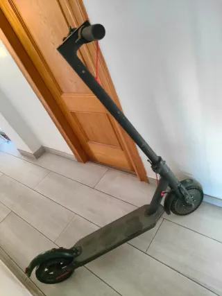 Patinete Eléctrico Negro