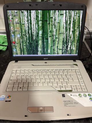 Portátil Acer Aspire 5715Z Beige