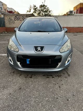 Peugeot 308 2011