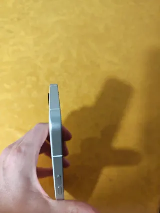 Nothing Phone 2 12Gb/256Gb blanco Disp.hasta 05/03