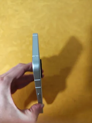 Nothing Phone 2 12Gb/256Gb blanco Disp.hasta 05/03