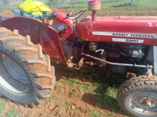 Tractor massey ferguson 135