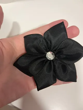 Flor Chonga Negra con piedra