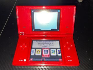 Nintendo DSi Roja + 37 Juegos