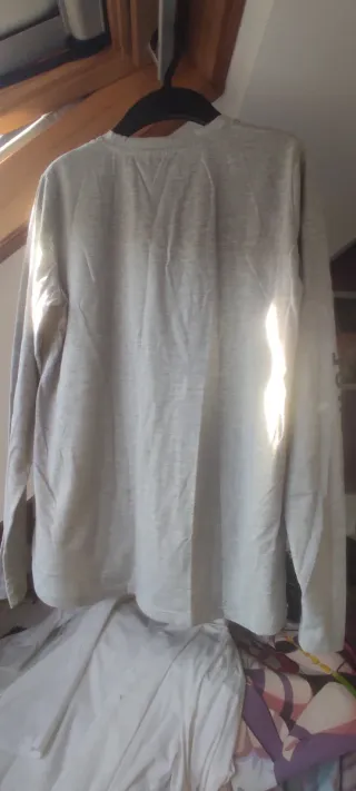 Camiseta Mickey Mouse gris