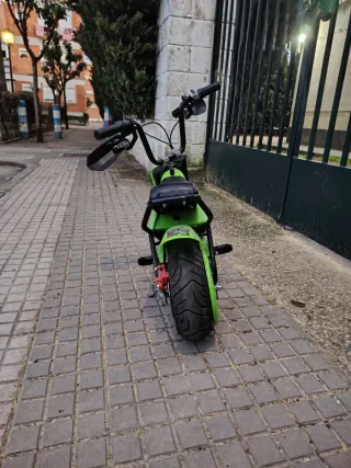 Minimoto Eléctrica 250W Verde