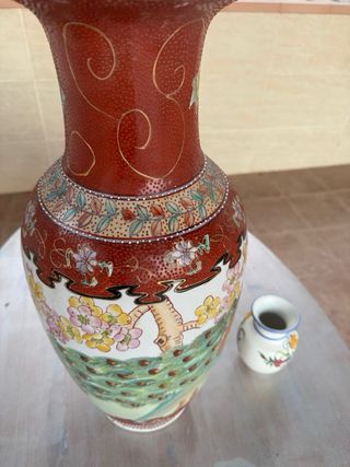 Jarrón decorativo de cerámica