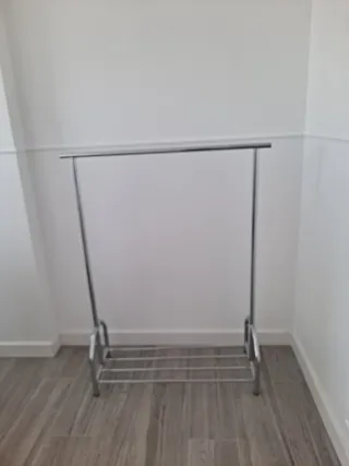 Porta abiti galantuomo in metallo