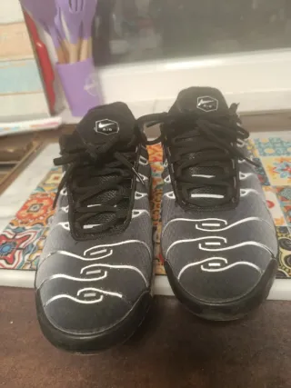 Zapatillas Nike Air Max Tavas Negras/Grises