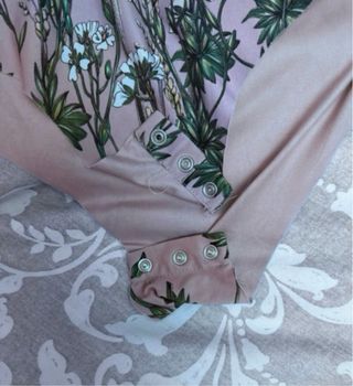 Body blusa flores Zara