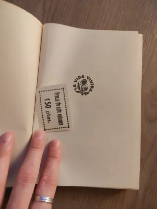 Libro "La nueva raza" - Michel de Saint Pierre