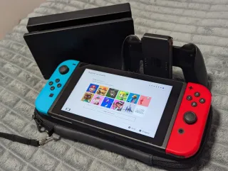 Nintendo Switch Azul y Rojo