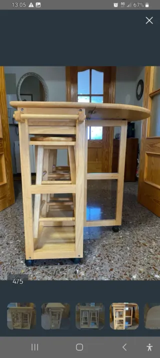 Tavolo da cucina ribaltabile con sgabelli