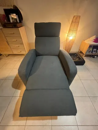 Sillón relax de tela gris