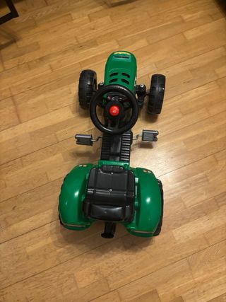 Tractor de pedales Falk