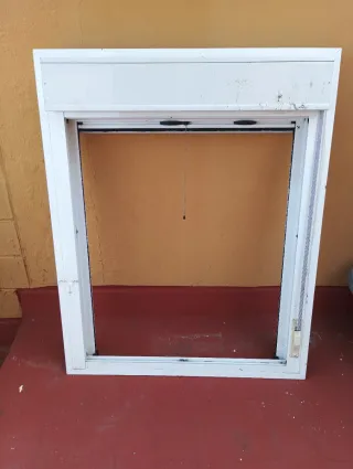 2 Ventanas aluminio blanco con persiana y mosquite