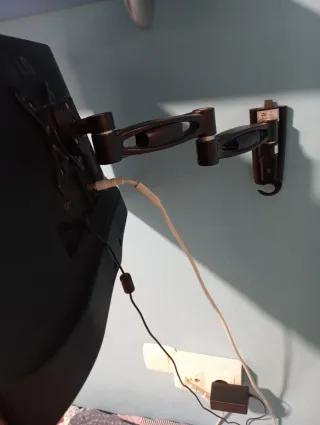 Televisión LG 24 IPS LED