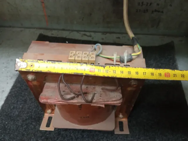 Transformador Aislamiento 1 KVA