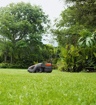 Husqvarna Automower 550 EPOS Cortacésped Seminuevo