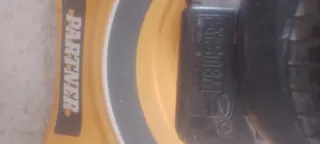 Cortacésped Partner para puesta a punto