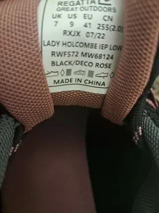 Zapatillas de mujer Regatta negras y rosas