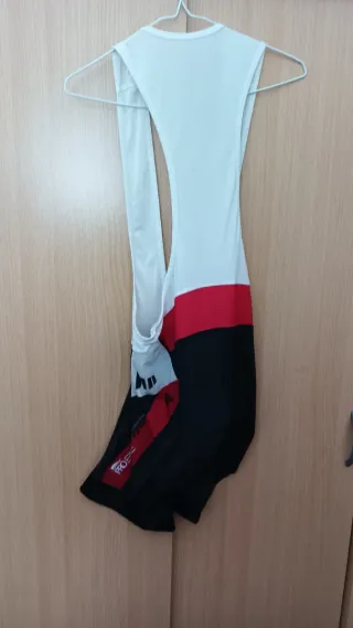 Ropa bicicleta: maillots y culotes