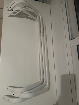 Appendiabiti metallici bianchi