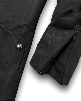 Chaqueta MBW impermeable urbana