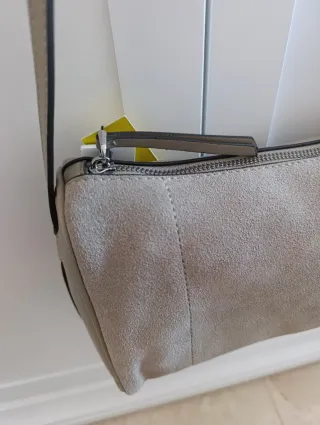 Bolso de piel auténtica color topo clarito