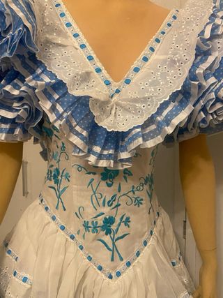 Traje Flamenca Volantes Voluminosos