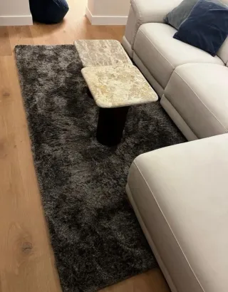 Alfombra gris de tela