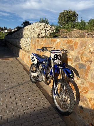 Yamaha YZ 125