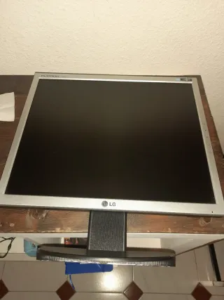 Ordenador Lenovo ThinkCentre Negro