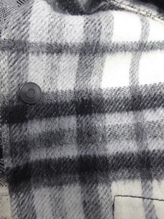 Camisa para mujer de lanilla a cuadros marca Zara