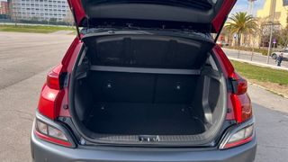 Hyundai KONA GDI 1.6 141 CV Automático IMPECABLE