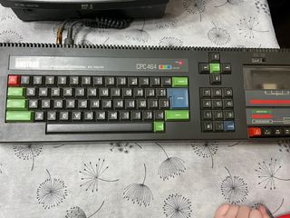 Ordenador Amstrad CPC 464 con monitor