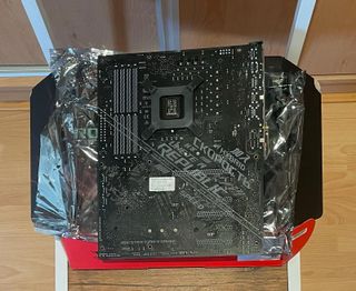 Placa Base ASUS ROG Strix Z390-E Gaming