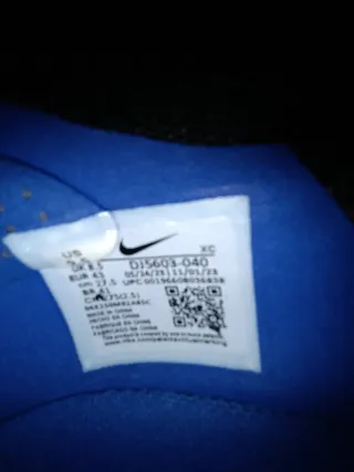 Botas de fútbol Nike negras