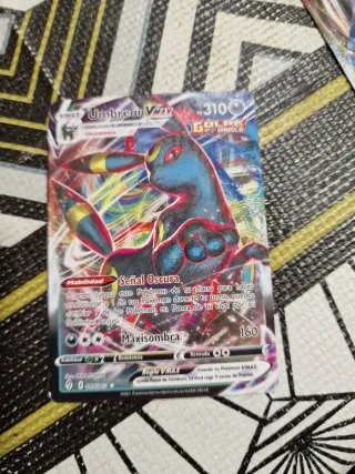 Carta Pokémon Umbreon VMAX 310 HP