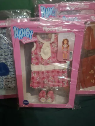 Lote 4 vestidos Nancy