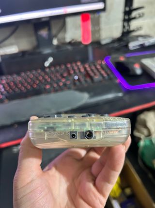 Game Boy Color + 2 Juegos Pokémon