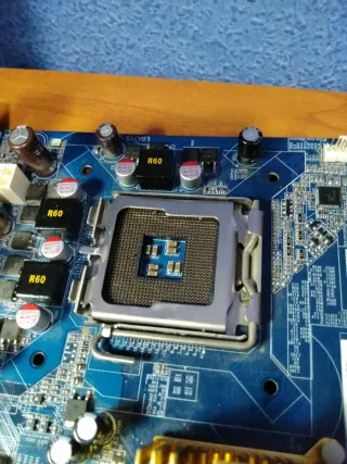 Placa Base Gigabyte GA-945GCMX-S2