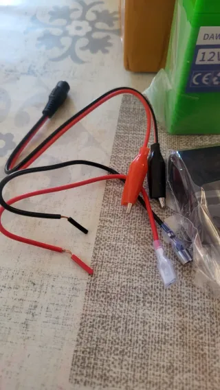 Bateria litio 12v 8 Amperios nueva con cargador