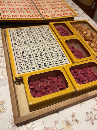 LOTTO juego antiguo. Caja y piezas de madera.