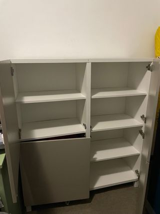 Mueble auxiliar blanco y beige