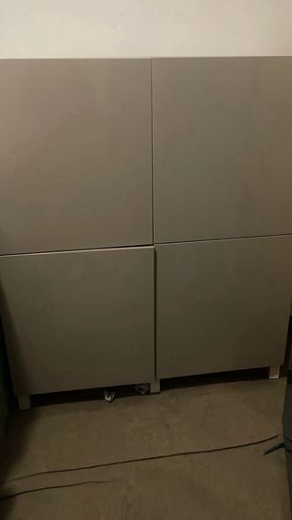 Mueble auxiliar blanco y beige