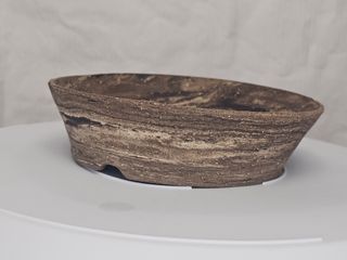 Ref. SE0016 · Maceta bonsái sin esmaltar