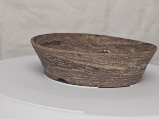 Ref. SE0016 · Maceta bonsái sin esmaltar