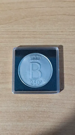 250 Francos Plata (25,07g)